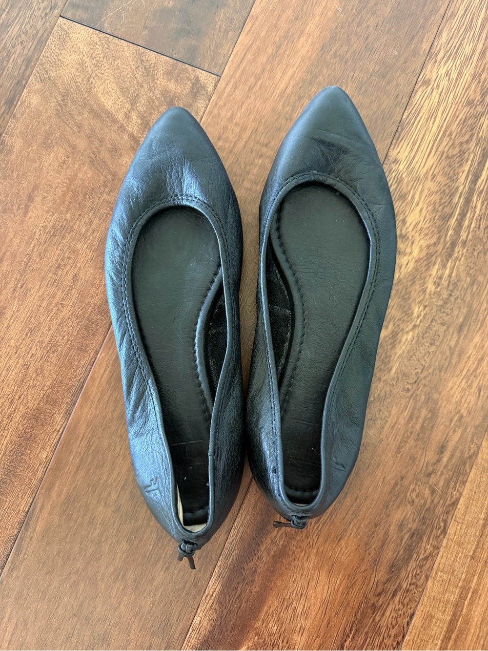 Frye Black Pointed-Toe Leather Ballet Flats
